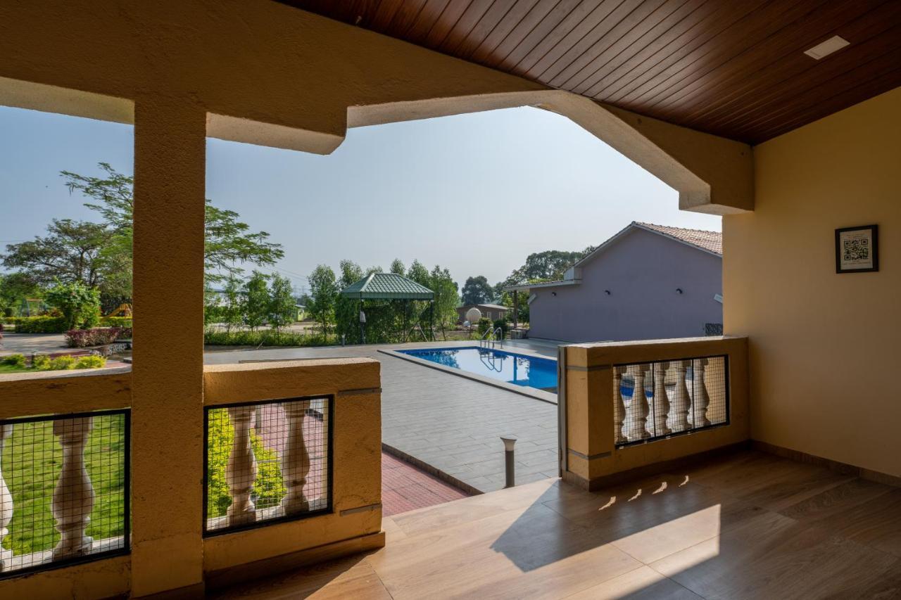 Hillrock Resort & Villas, Neral-Карджат Екстер'єр фото
